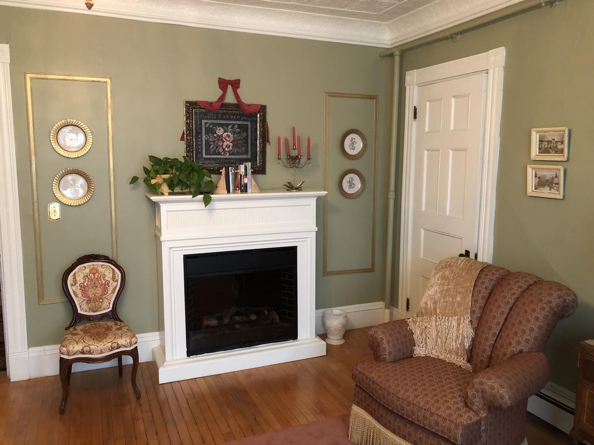 Penley House Bed & Breakfast Auburn Exterior photo